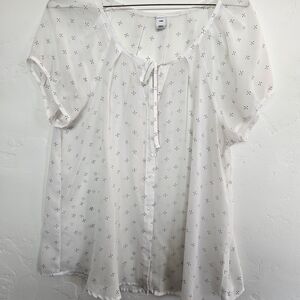 Old Navy White Patterned Blouse